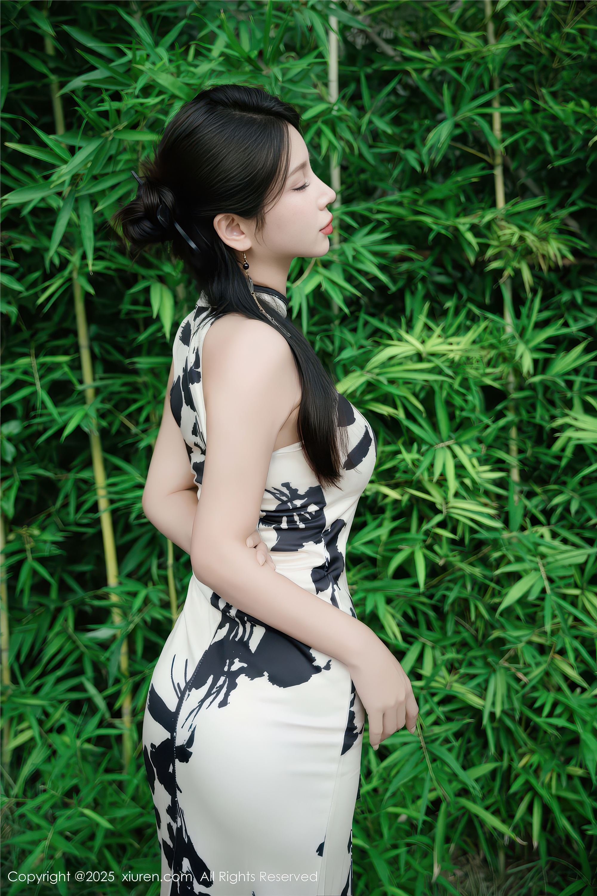 Xiuren秀人网 2025.11.14 NO.10989 小蛮妖Yummy